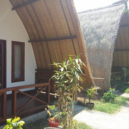 Kokowa Cottages Gili Air Exteriör bild